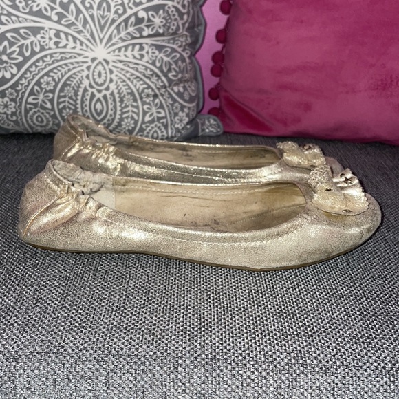 Gold Guess Shimmer Flats - Picture 3 of 5